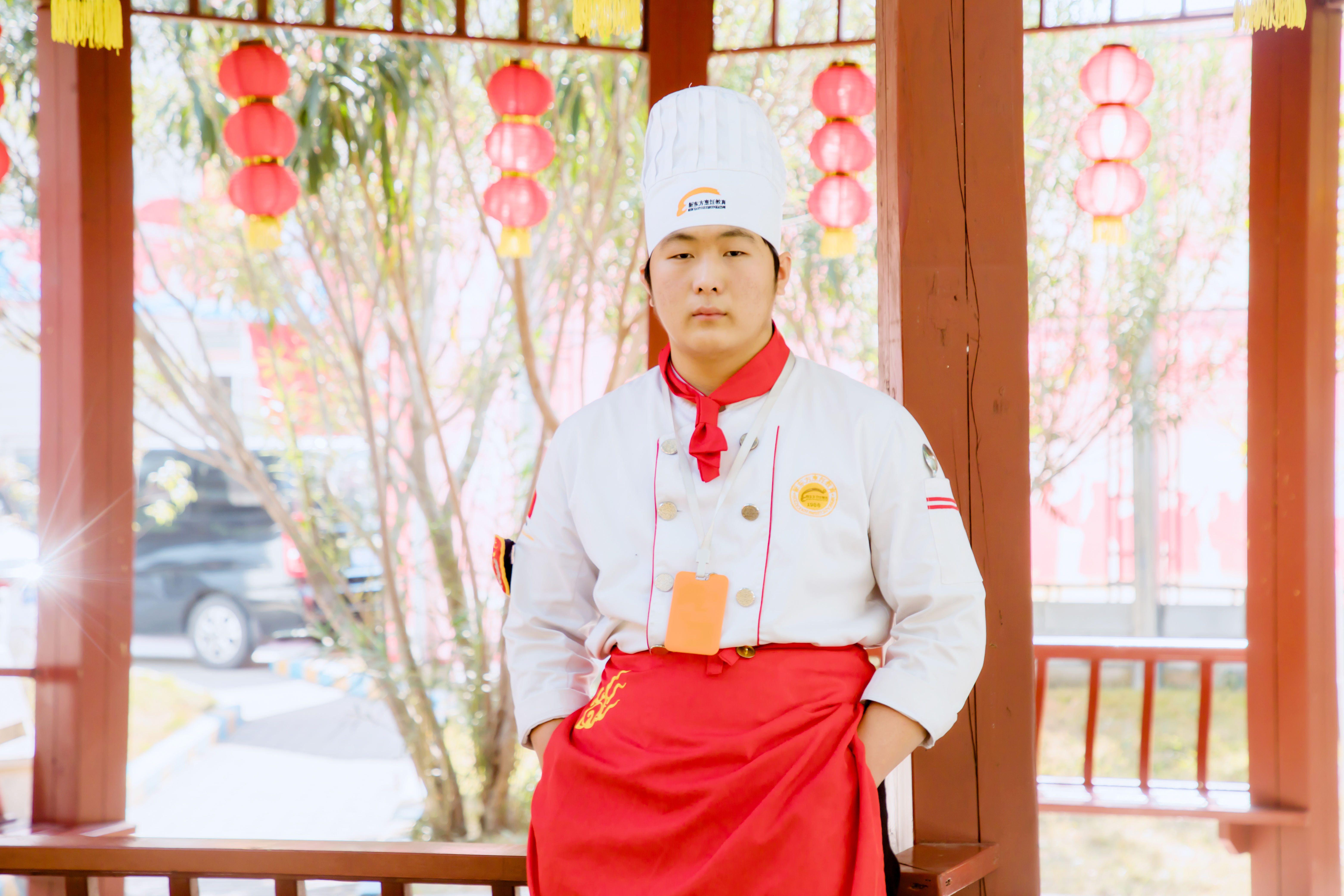新生心声丨杨家乐：我在厨师学校当班长 学厨管理两不误