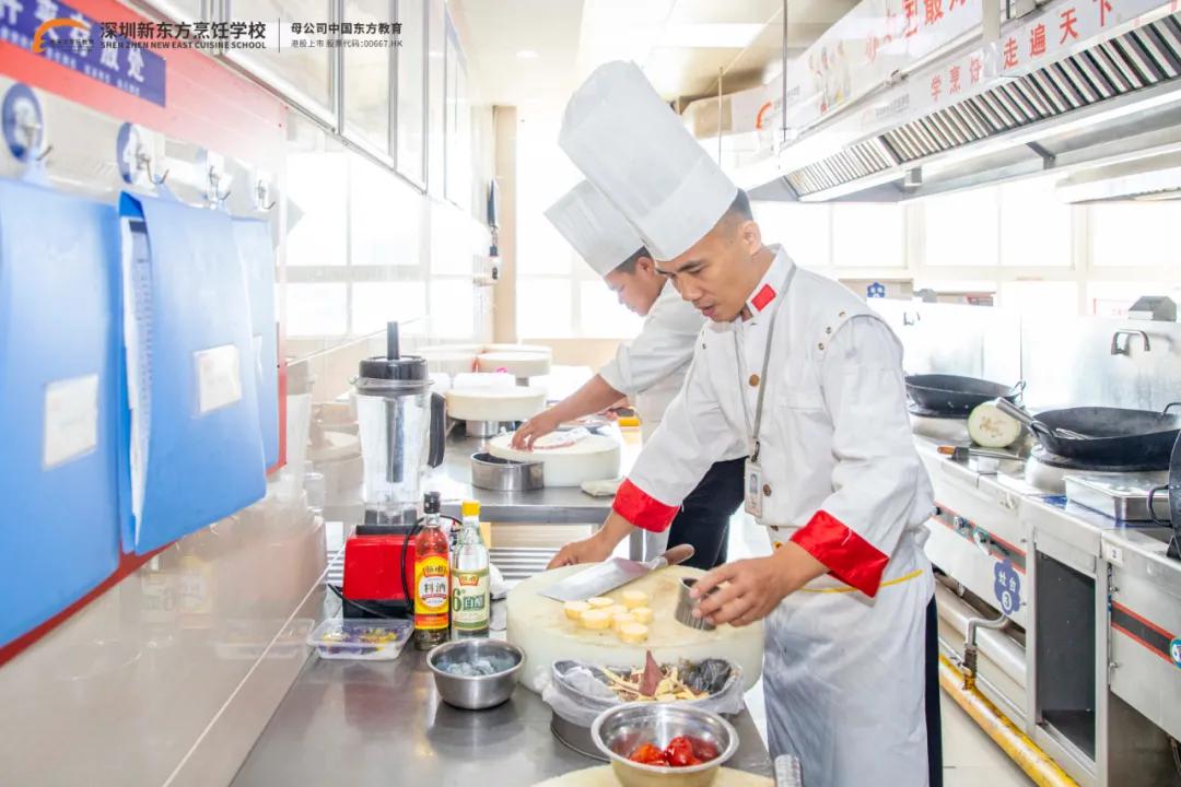 高手过招丨2021年深圳新东方“恒顺杯”教师技能大比武拉开序幕 高手过招丨2021年深圳新东方“恒顺杯”教师技能大比武拉开序幕