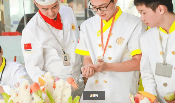 深圳新东方告诉你，中餐厨师就业前景究竟如何？