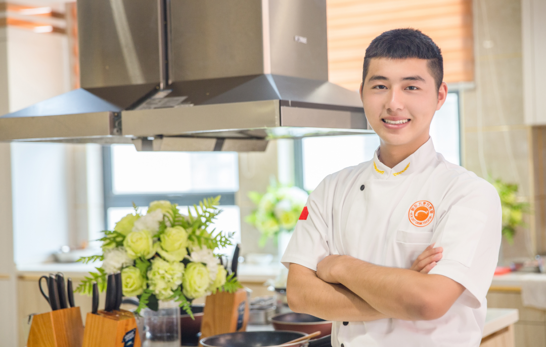 在深圳新东方学厨师 为什么一定要考厨师证