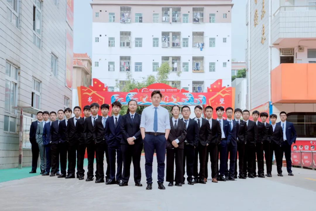 放榜啦！广东高考2022分数线出炉，选择一个好学校才是人生真正分水岭！