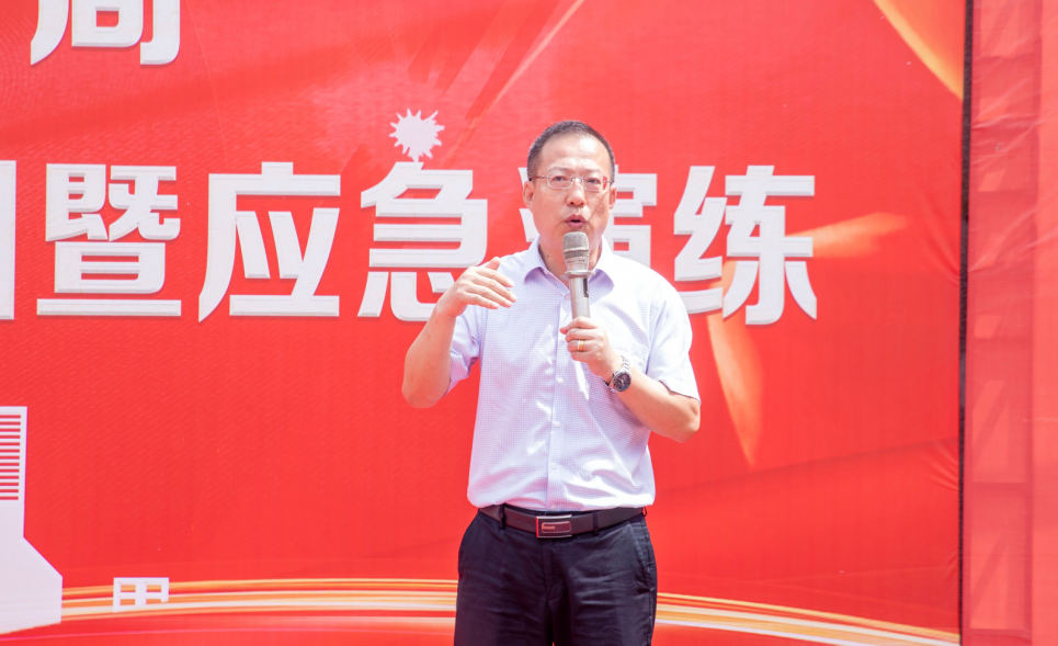 演练即实战｜坪山区人力资源局于深圳新东方烹饪学校开展2022年度安全生产月三防培训暨应急演练
