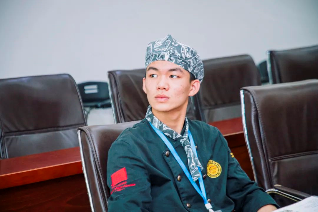 企业进校园:gaga鲜语与西餐学子开展宣讲会!校招轻松进名企! 企业进校园:gaga鲜语与西餐学子开展宣讲会!校招轻松进名企!