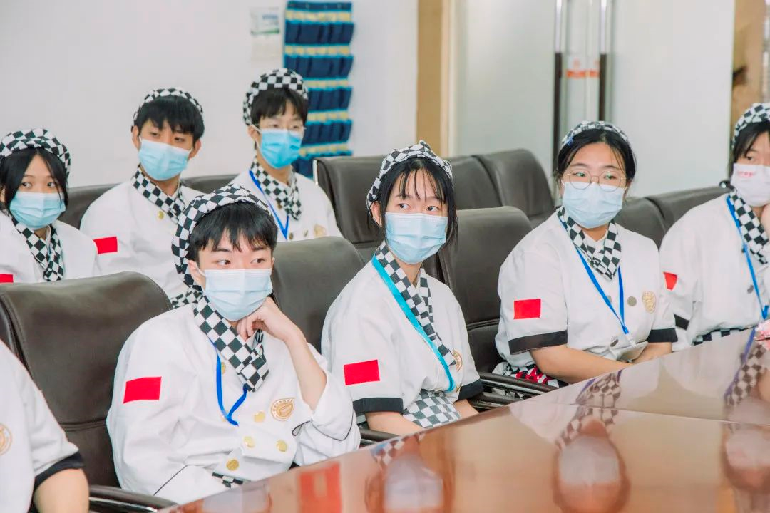 就业快讯:阿里巴巴旗下盒马鲜生与西点烘焙班同学的宣讲会成功举行! 就业快讯:阿里巴巴旗下盒马鲜生与西点烘焙班同学的宣讲会成功举行!