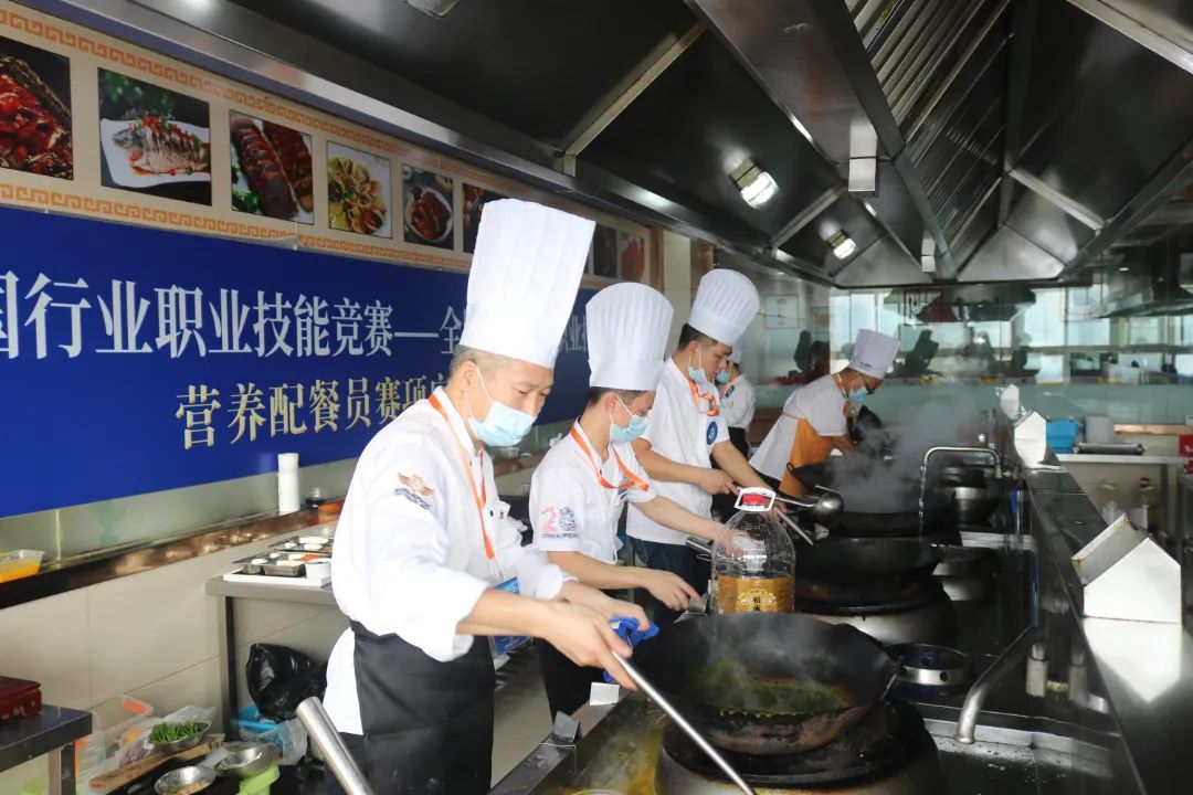 2022全国行业职业技能竞赛——营养配餐员竞赛项广东选拔赛在我校圆满收官 2022全国行业职业技能竞赛——营养配餐员竞赛项广东选拔赛在我校圆满收官