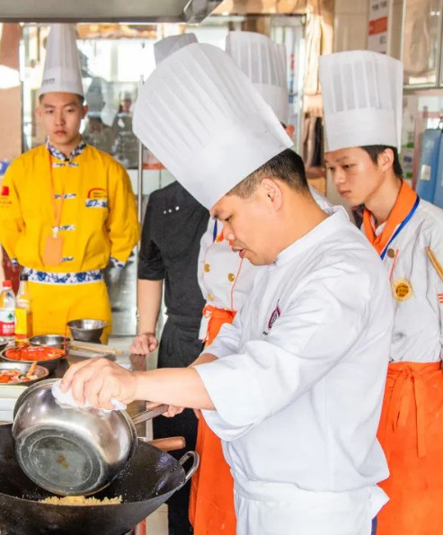 感谢谭家菜第四代传人谭学文大师为中餐学子带来精彩有趣的一课~