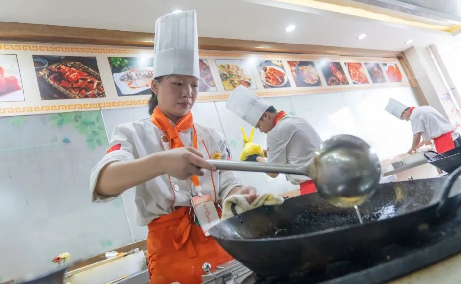 以“鱼”为题，赛出风采丨6月18日中餐热菜擂台决赛精彩回顾~