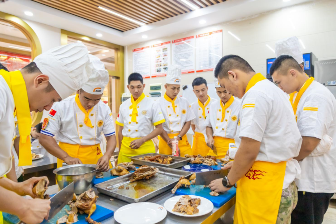 “预制菜”饱受争议,厨师行业路在何方? “预制菜”饱受争议,厨师行业路在何方?
