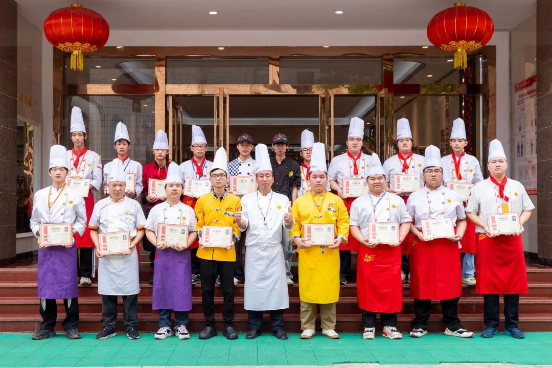 真香！烧腊选修班同学们的这场结业作品展，用“食”力征服大家的胃