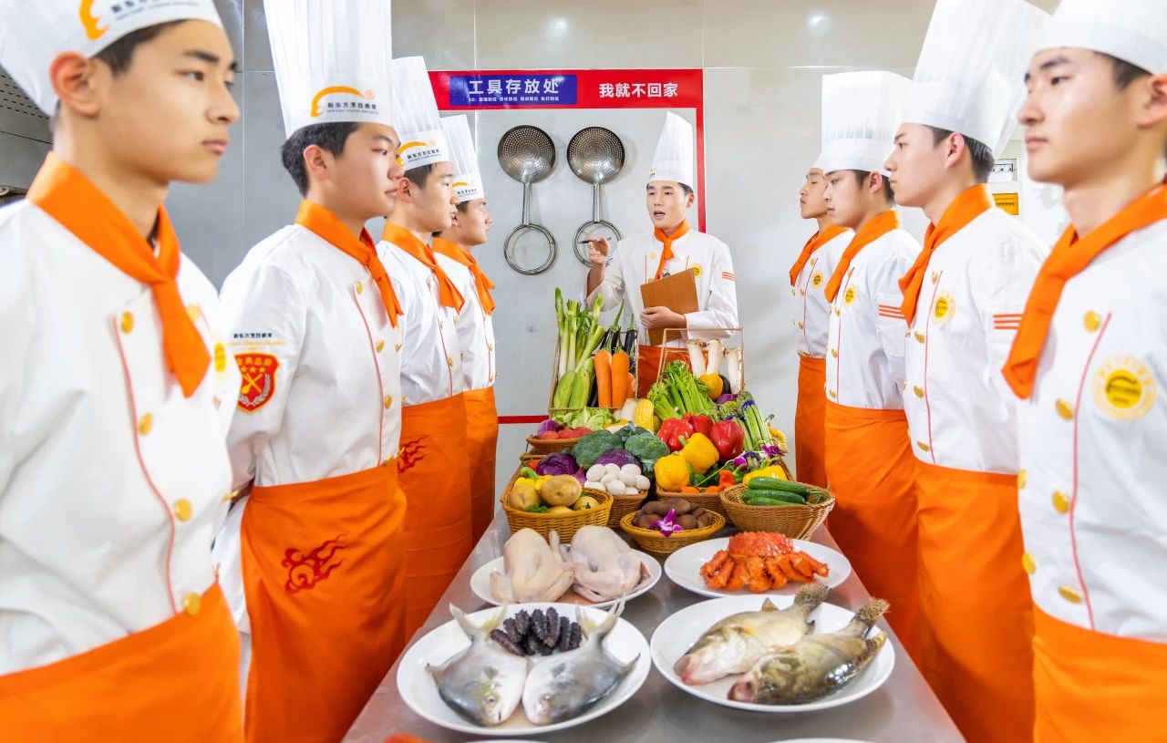 择校热点 | 深圳新东方烹饪学校学费多少钱？看完这篇你就知道了