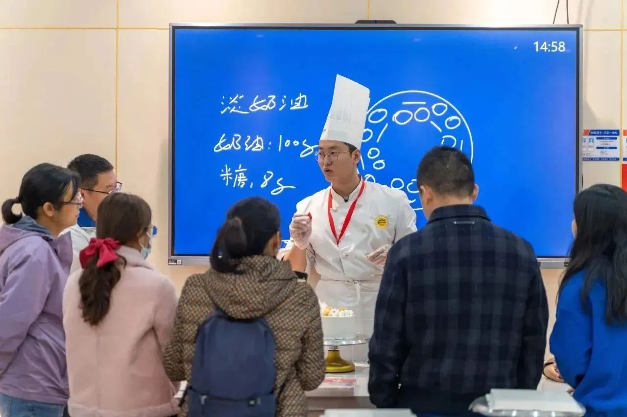 【校园活动】幸福“食”光，中式、西式面点大师体验课圆满结束~