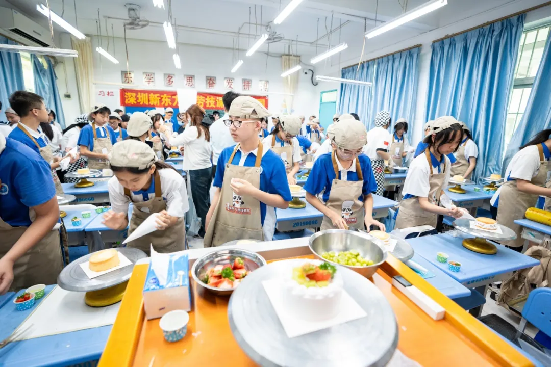 匠心传承·科学赋能|劳技裱花课助力坪山光祖中学学子全面发展   