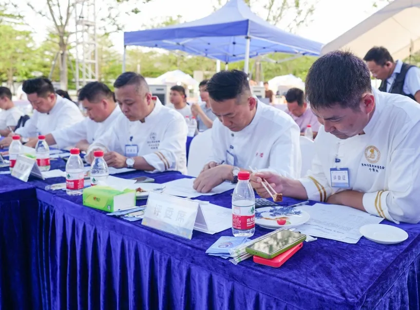 喜报！深圳新东方烹饪学校学子在坪山区第二届 “粤菜师傅” 厨王争霸赛斩获佳绩   