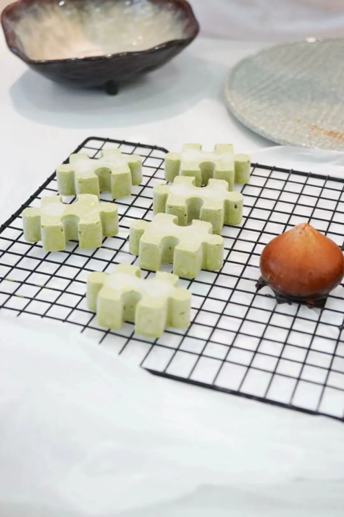 【外籍大师进校园】意大利籍西点大师莅临深圳新东方 共谱国际美食教育新篇章