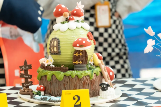 不止是比赛和表彰！在深圳新东方，每一天都是成长的高光时刻