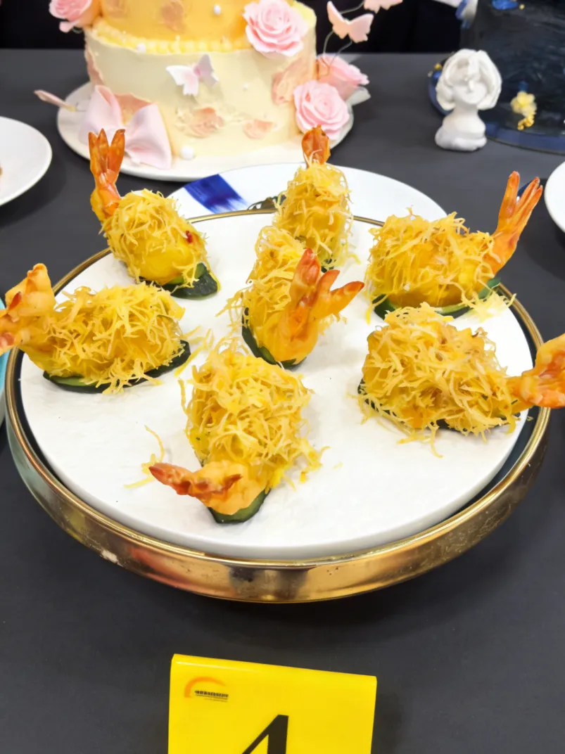 心有高远志 奋斗正当时|在新东方,每一份作品都藏着少年的滚烫初心 心有高远志 奋斗正当时|在新东方,每一份作品都藏着少年的滚烫初心