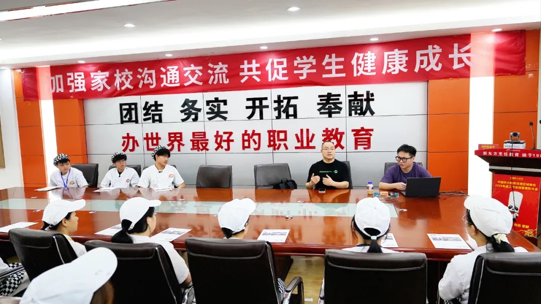 名企走进校园｜gaga招聘宣讲会走进深圳新东方烹饪学校，开启校企人才交流新通道